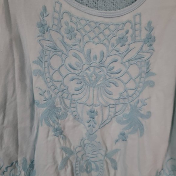 Gorgeous Mododoc Los Angeles Aqua Blue Embroidered Tank Top Size Medium - Picture 3 of 12